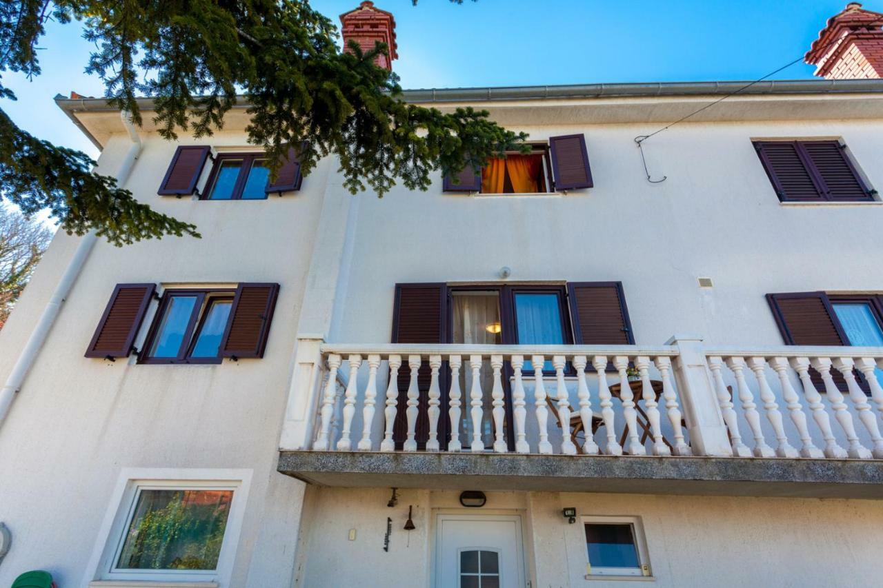 Апартаменты Apartman Marija Нивице Экстерьер фото